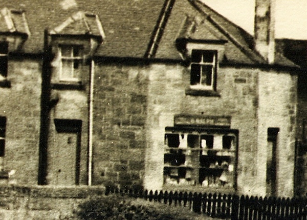 Lintfieldbank shop