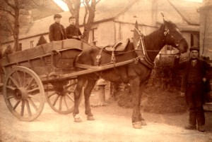 Geordie Wilson's Cart at Bellfield Rd, Coalburn